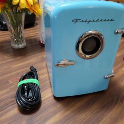 Mini Frigidaire Fridge  And Speaker