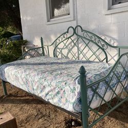 Wrought Iron Twin Daybed