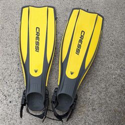 Cressi Scuba diving fins