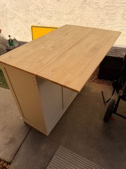Kitchen island