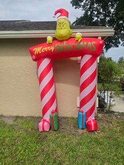 Gemmy 10 Foot GiantSized LED Archway Grinch Merry Grinchmas Christmas Inflatable