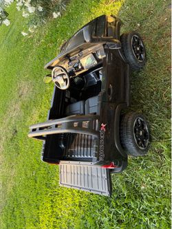 Kids motorized Toyota truck