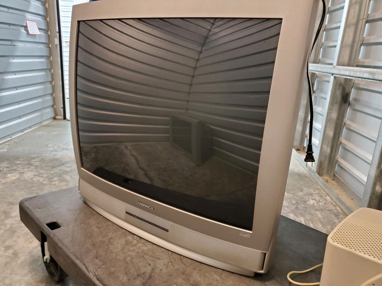 36" Magnavox CRT "tube" TV