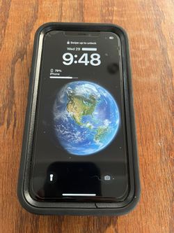 iPhone 11 With Otter Box Case 