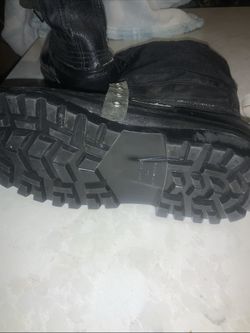 Yamaha snowmobile boots size 6