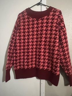 Houndstooth Knit Crewneck Sweater