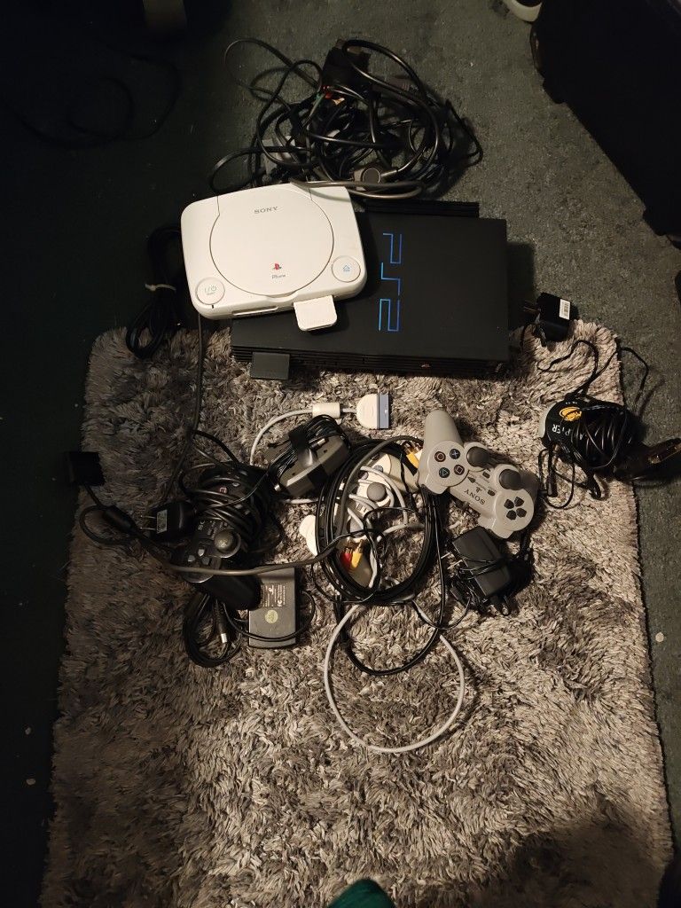 PLAYSTATION WITH ALL ATTACHMENTS