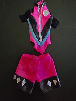 1996 Mattel Ocean Barbie Doll Wetsuit Swimsuit Pink On 2009 Fashionistas + Short