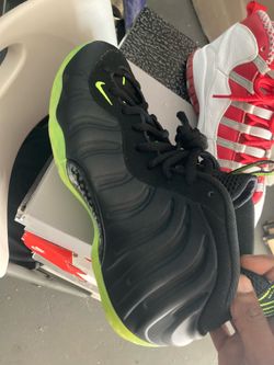Foamposite volt size 10 125$