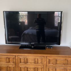 Samsung 52 inch TV