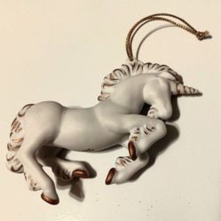 Rare 1983 Hallmark UNICORN ORNAMENT 4" Inches Beautiful!