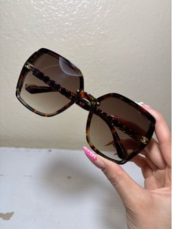 Sunglasses 🕶️