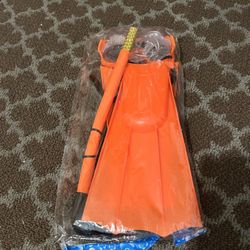 Bright Orange Snorkel Gear Set – Beach & Travel