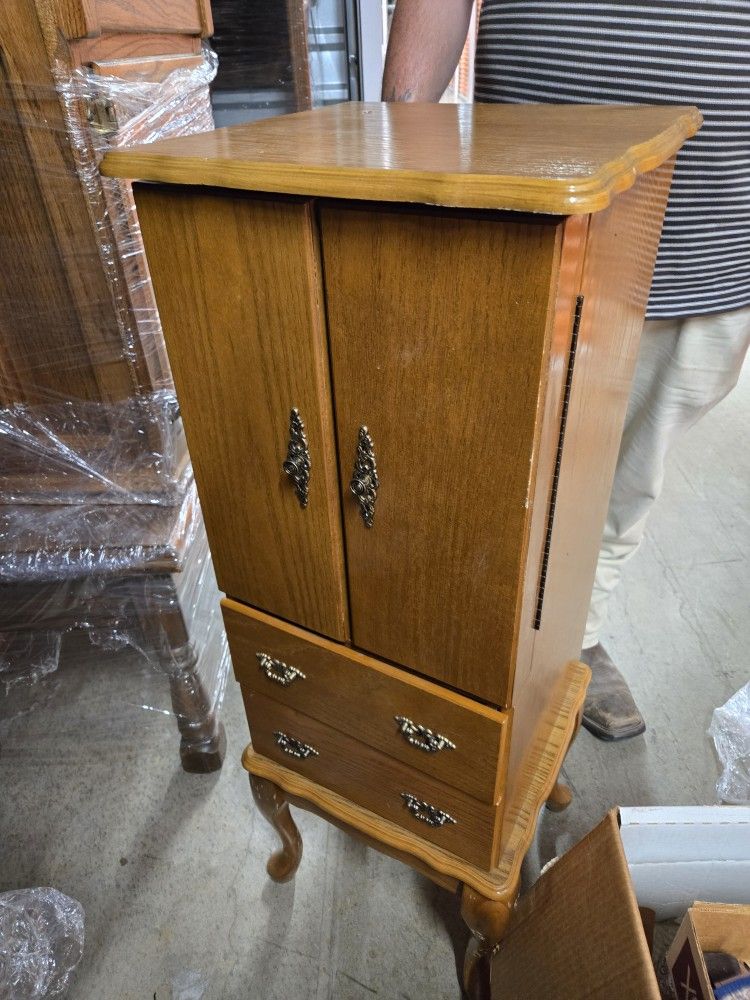 Moving Out Sale Saturday 27th and Sunday 28th @7am