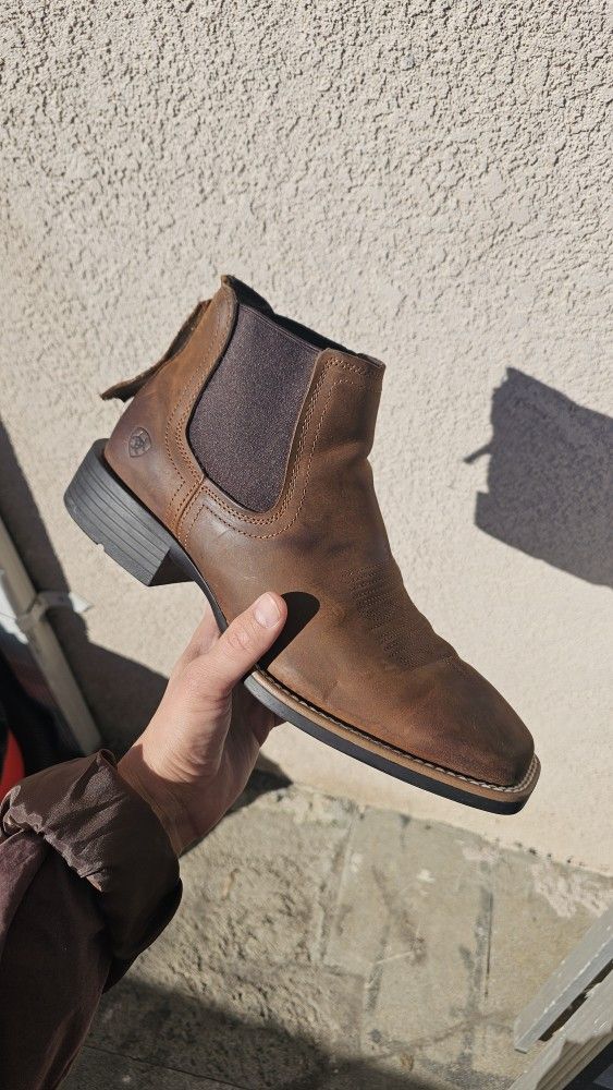 Size 10.5 EE Ariat Work Boots Soft Toe 