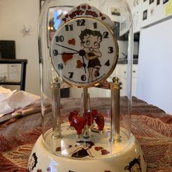 Betty Boop Collectors Clock, 2010