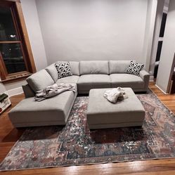 Sectional couch