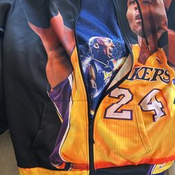 Kobe Bryant Zipper Hoodie and T-shirt 