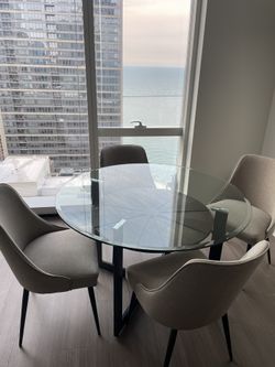 Glass Top Round Table, 48”