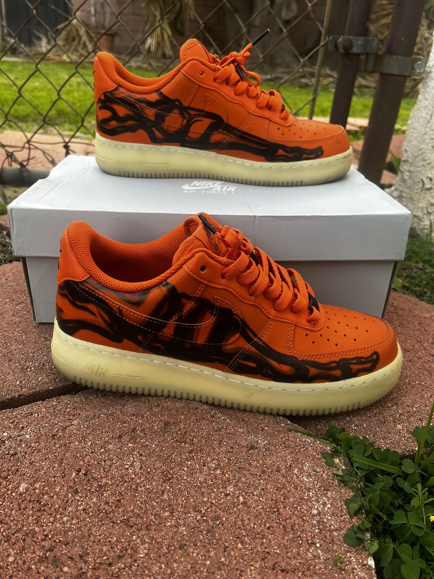 AIR FORCE 1 LOW ORANGE SKELETON 8.5