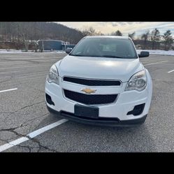 2011 Chevy Equinox  125,000 Milas 