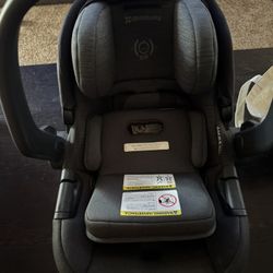Uppababy Meza Max Car seat
