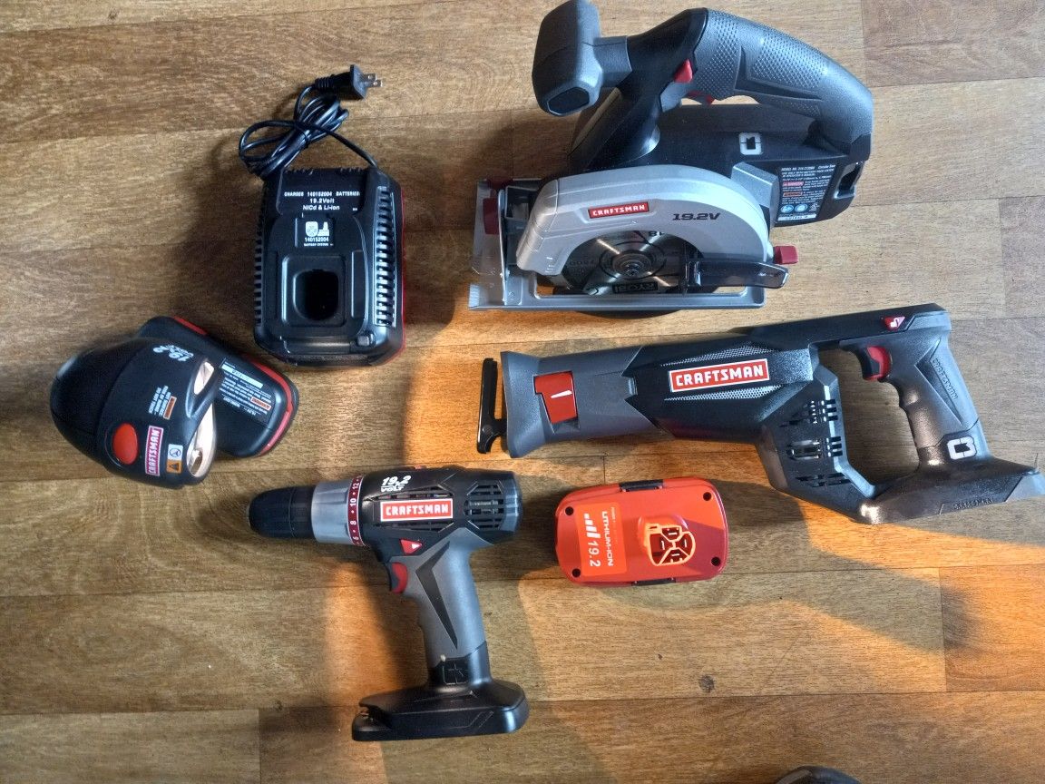 $100 No Less Bargain Craftsman 19.2 Volt Four Tool Kit With Carry Bag Batteries And Charger
