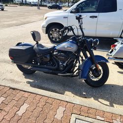 2023 Harley Davidson  Heritage