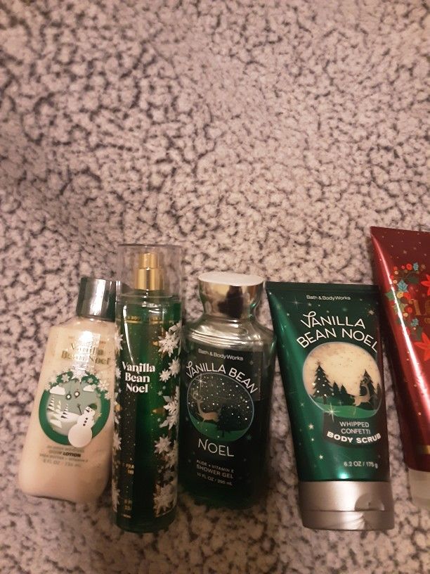 Brand New BATH And Body 4 Piece Set Vanilla Bean Noel