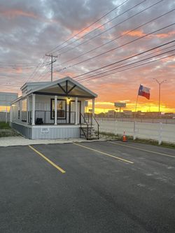 Huge Tiny Home 2 Bedroom