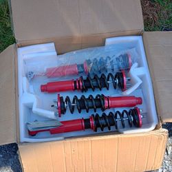 Coilovers Para La Venta Stan Nuevos Nuca Lo Uses Los Compre Para Mi Carro Honda Accord Y No Le Calleron Creo Que Le Caen A Acura El Precio Es 275.00