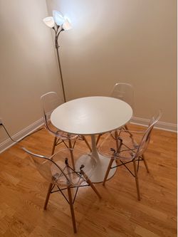 Dining Table and 4 Chairs (Can be sold separately)