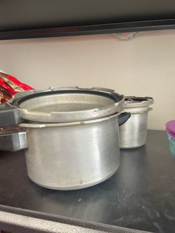 Big size cooker Indian .