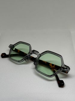 Retro style sunglasses for women and men, sun visors in bright colors, props for beach party, club