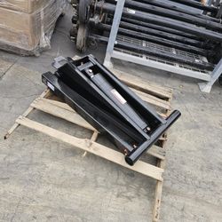TRAILER PARTS SCISSOR HOIST DIFERENT CAPACITY, TIRES,TARPS,REMOTE CONTROL, POMPS DIFERENT SIZES,AXLE,FOR ANY QUESTION TEXT ME PLEASE SE HABLA ESPAÑOL 