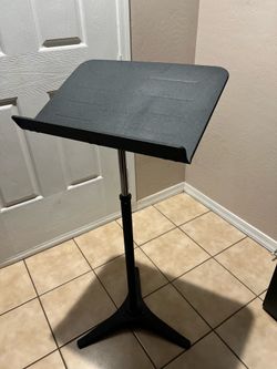 Hamilton music stand