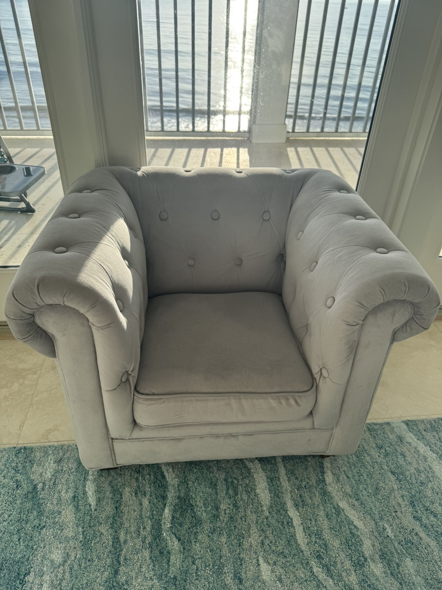 Kids Tufted Grey velvet Chair Great Condition