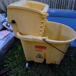 Mop Bucket 