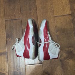 Jordan 11 Cherry