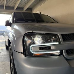 Trailblazer 2007 Headlights 