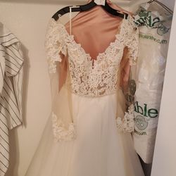 Size 12 Paloma Blanca