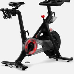 New Peloton Smith Machine/Cable Machine Combo... Weights... Commercial Elliptical