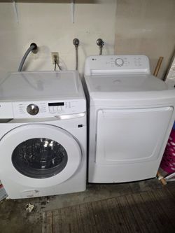 Se vende Lavadora y secadora/Washer and dryer for sale