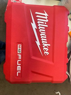 Milwaukee M12 FUEL Tool