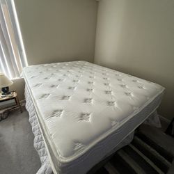 Mattress Queen Size 