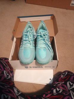 K Swiss Athletic Shoes Size 7 Men