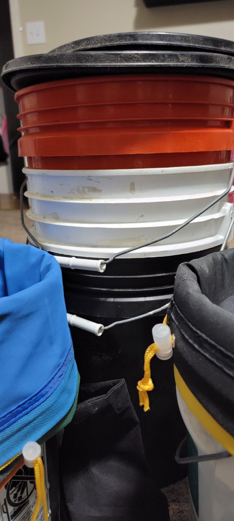 BUBBLE HASH BAG KIT WITH 5 BUCKETS AND A WATER PURIFIER for Sale in