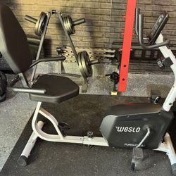 Weslo Pursuit R 4.1 Recumbent Exercise Bike with Inertia-Enhanced Flywheel