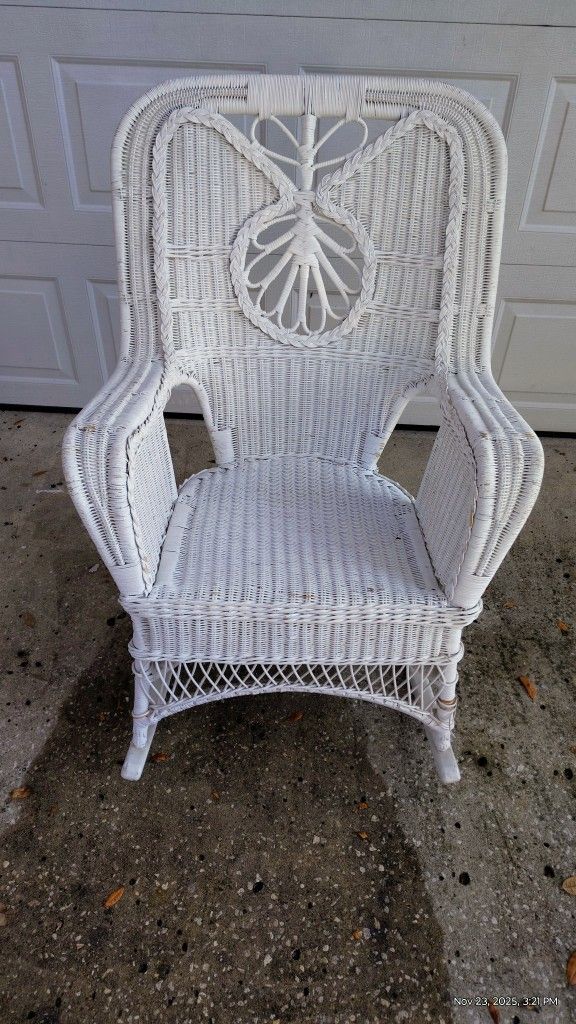 White Victorian Style Wicker Rocking Chair