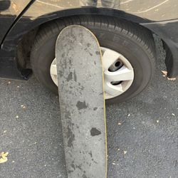 Skateboard 